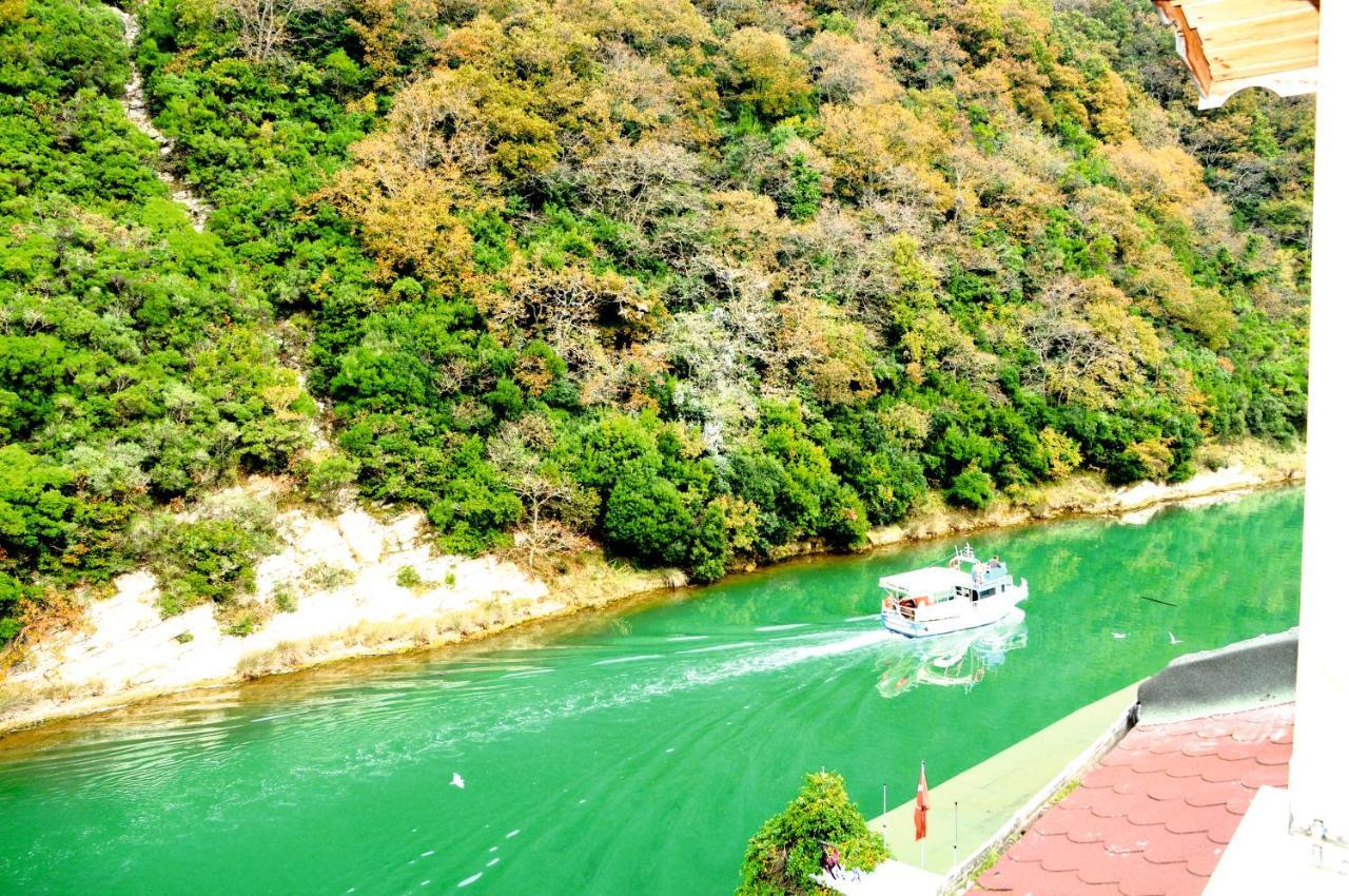 Hill River Hotel アグヴァ エクステリア 写真